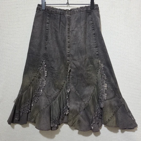 Boho Chic Handmade Dark Grey Distressed Denim Skirt with Lace Details L/XL - Picture 7 of 10